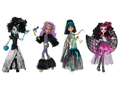 MONSTER HIGH - PŘÍŠERKY SLAVÍ HALLOWEEN