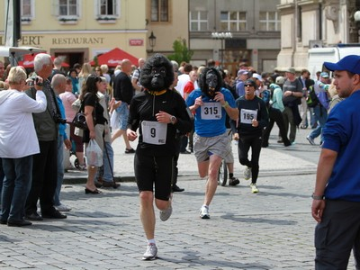 Třetí ročník charitativního běhu Prahou BĚH GORILY